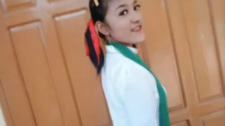 အိမ်သာထဲပွတ်တဲ့ ဆရာမလေး